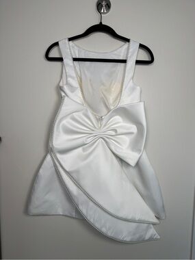 Sunfere White Satin Bow Mini Dress Pearl Trim Size Small NWT